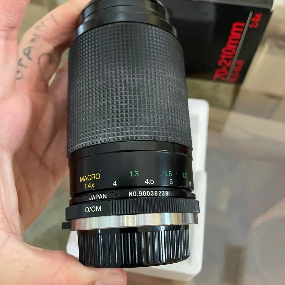 Vivitar 70-210mm f4.5-5.6 Macro Zoom Lens for Olympus O/OM Mount with Box 217180